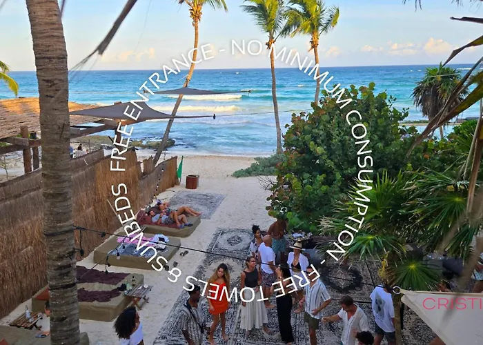 "tropical Vibe" - Jet Tub - Filtered Water - 2 Free Clubs