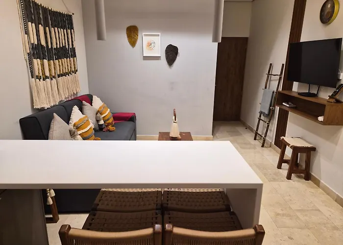 "tropical Vibe" - Jet Tub - Filtered Water - 2 Free Clubs Apartament
